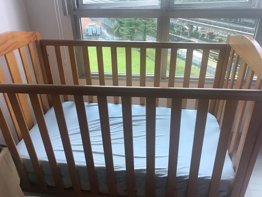Mothercare Darlington Dropside Cot Antique, Babies & Kids, Baby
