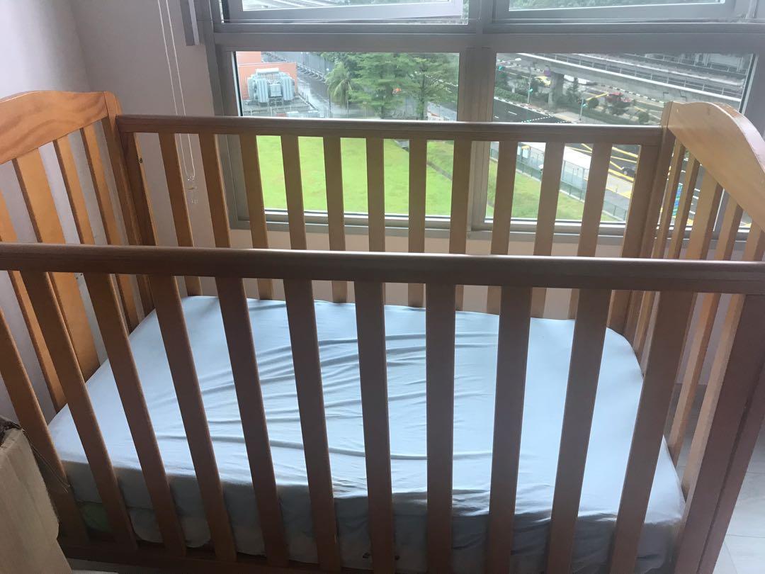 Mothercare Darlington Dropside Cot Antique, Babies & Kids, Baby