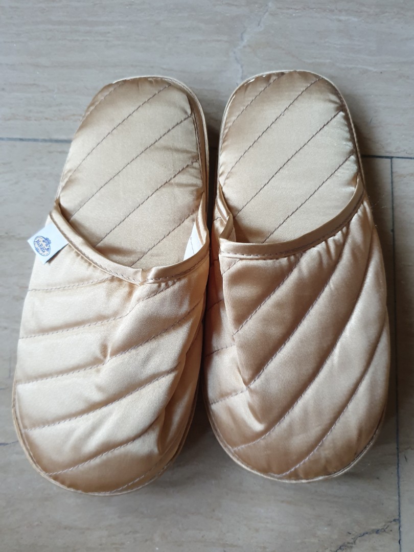 Gold bedroom slippers online