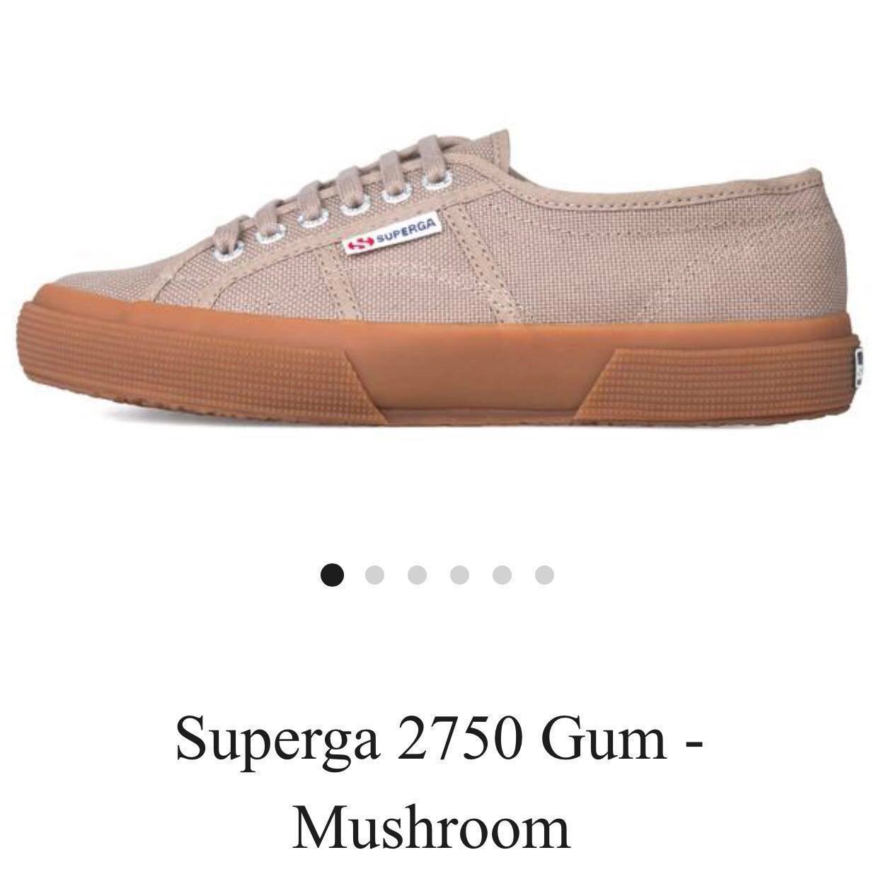 Superga mushroom shop