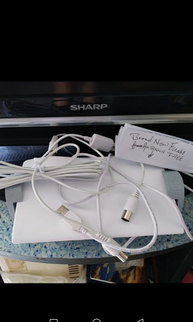 FUNKE antenna, in EXCHANGE for old set top box DVB-T2 type, Electronics,  Others on Carousell