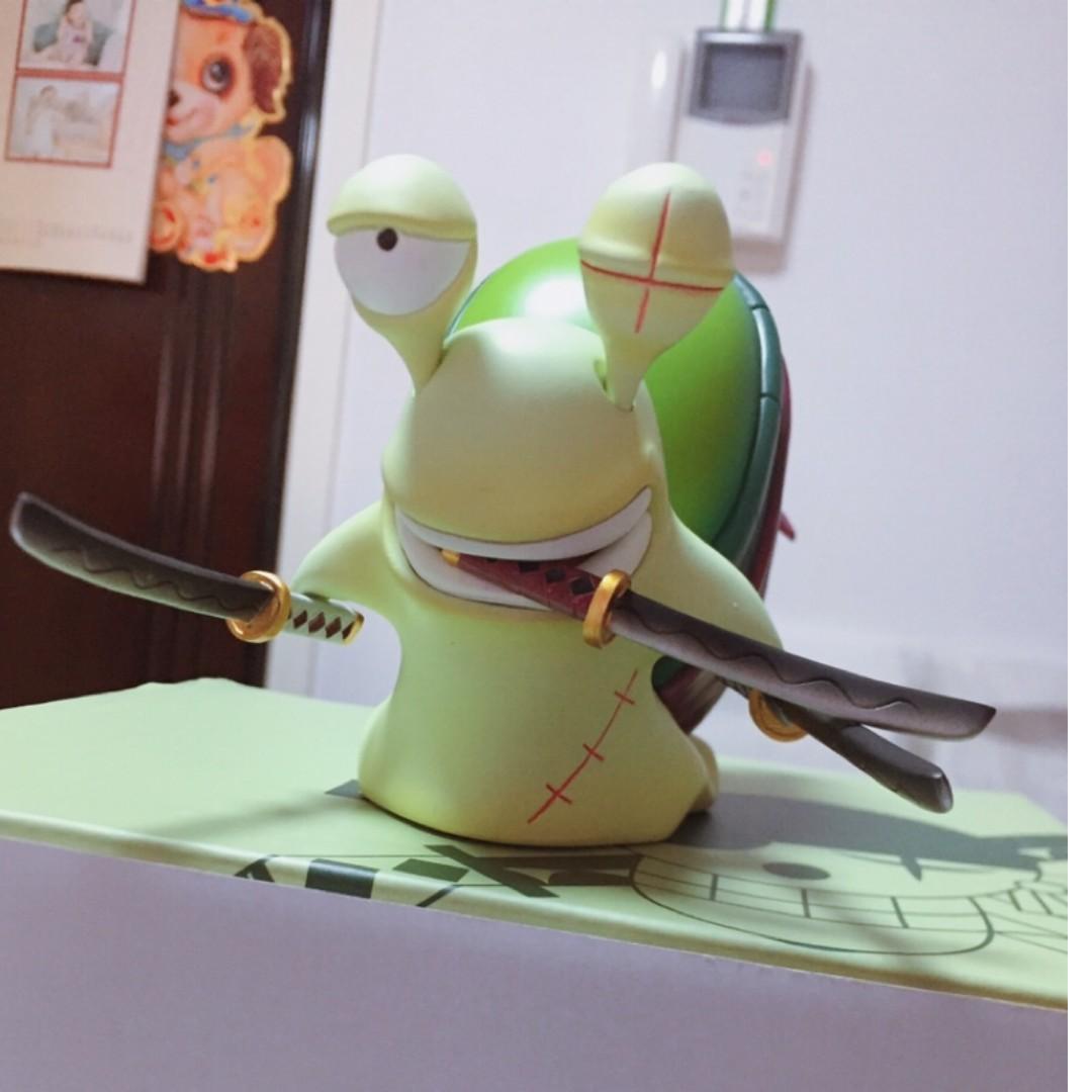 den den mushi figure