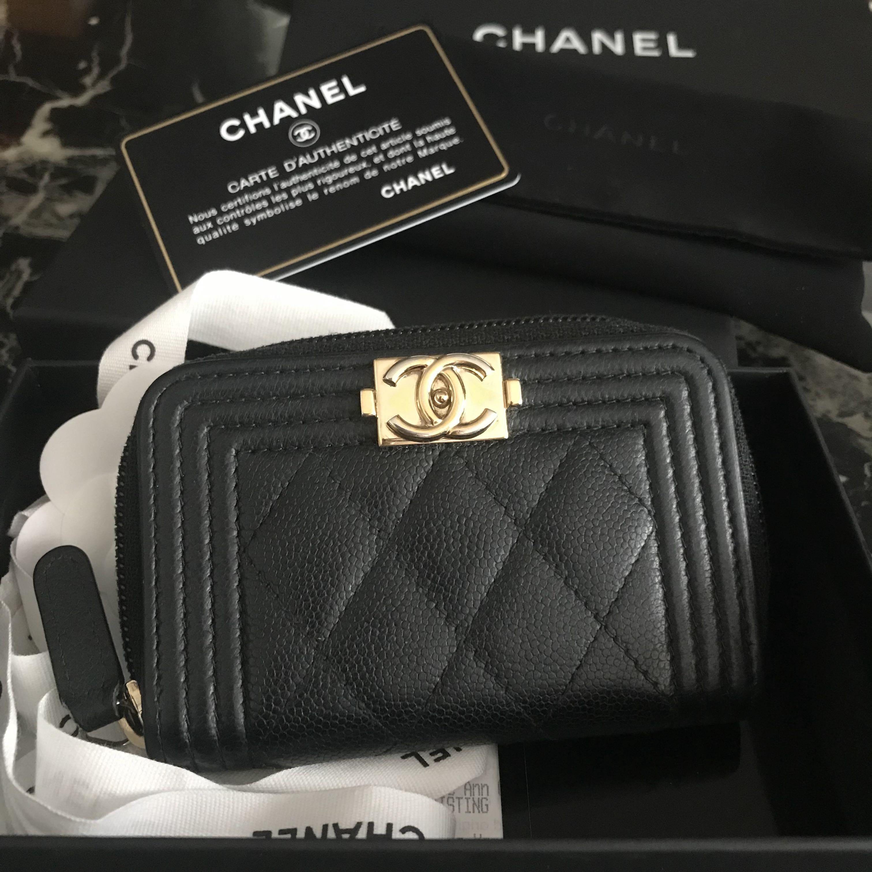 Preowned Chanel Boy Zip Pouch Caviar Black