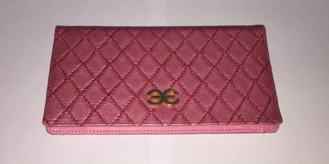 esquire wallet price