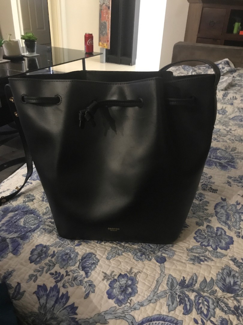 Oroton escape mini bucket bag discount