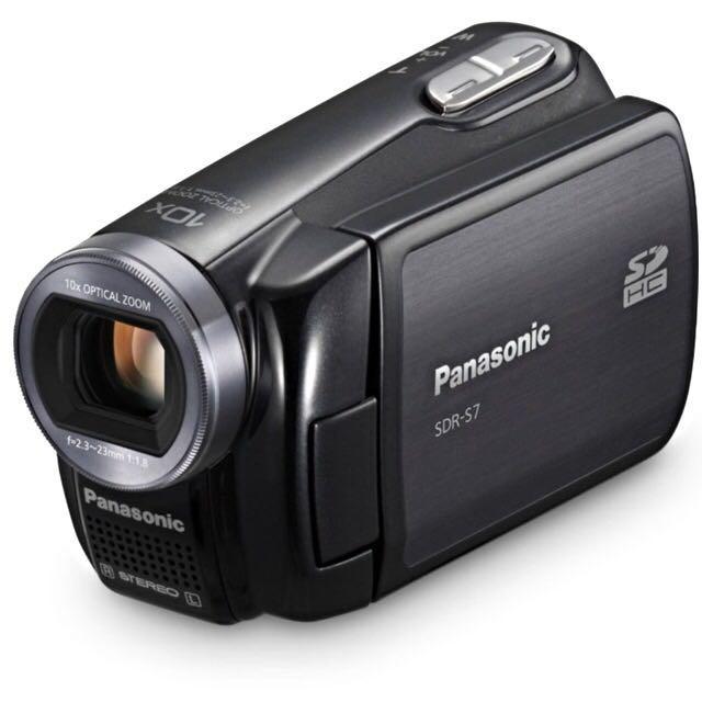 Panasonic SDRS7 Camcorder with 10x Optical Zoom (Black), Photography