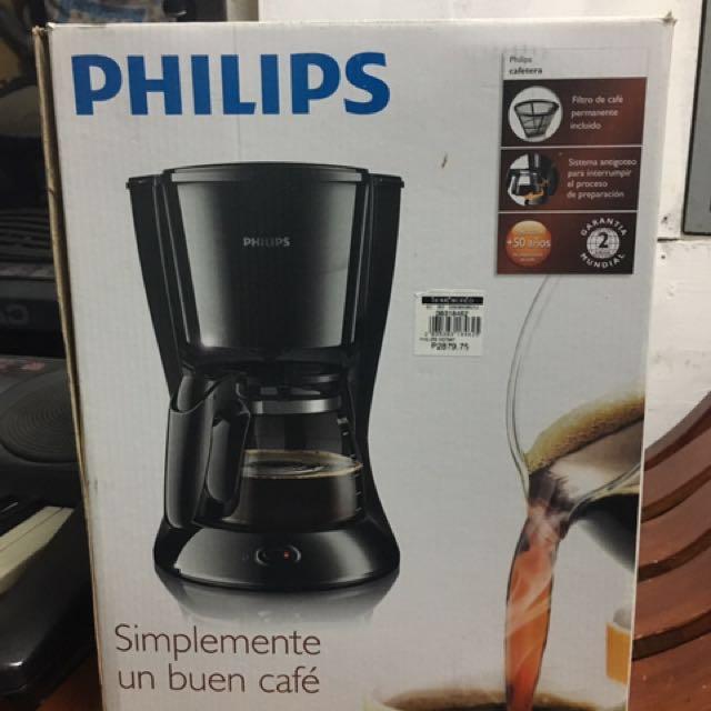 Philips Coffee Maker (Category: Coffee Machines & Makers) located in Paranaque City. Submitted by keanna_0317 (Listing ID 126063877, Image 1). Description: Never used, with box and plastic no coffee jug (you can replace it with any brand of coffee jug) Original price sm store: 2879.75.