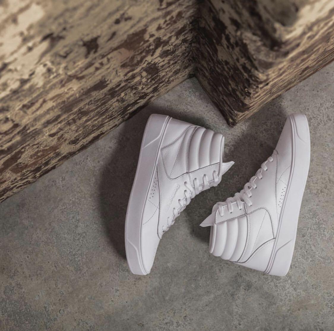 reebok women's hi fashion sneaker