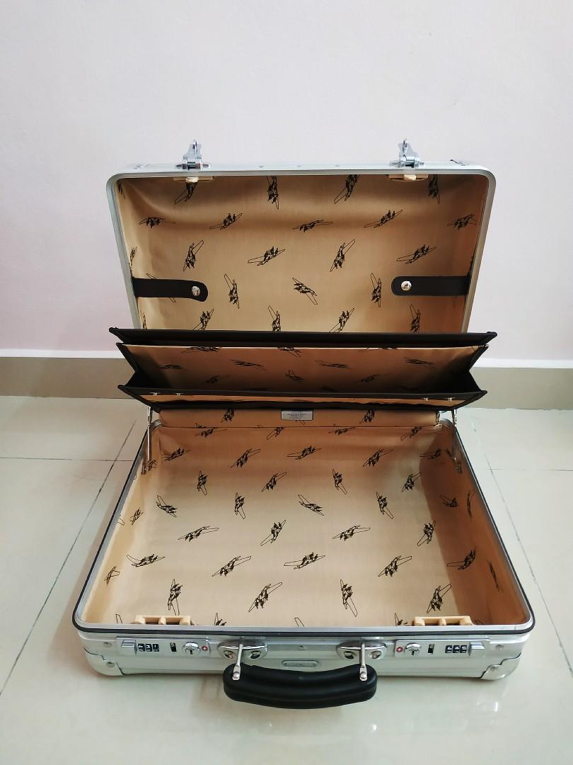 RIMOWA Attache classic flight briefcase 41cm 100 authentic