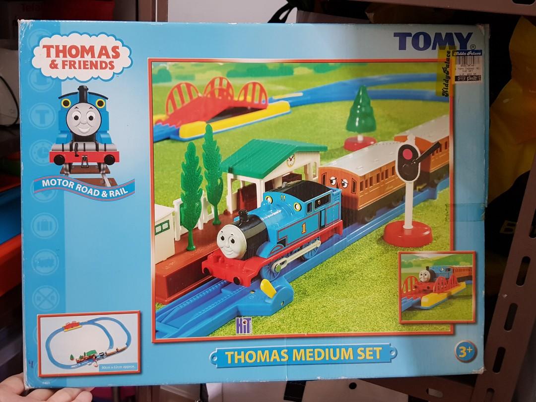 tomy thomas trains
