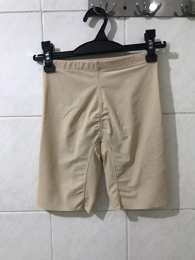 Uniqlo body shaper non lined half shorts, Women's Fashion, Bottoms, Shorts  on Carousell