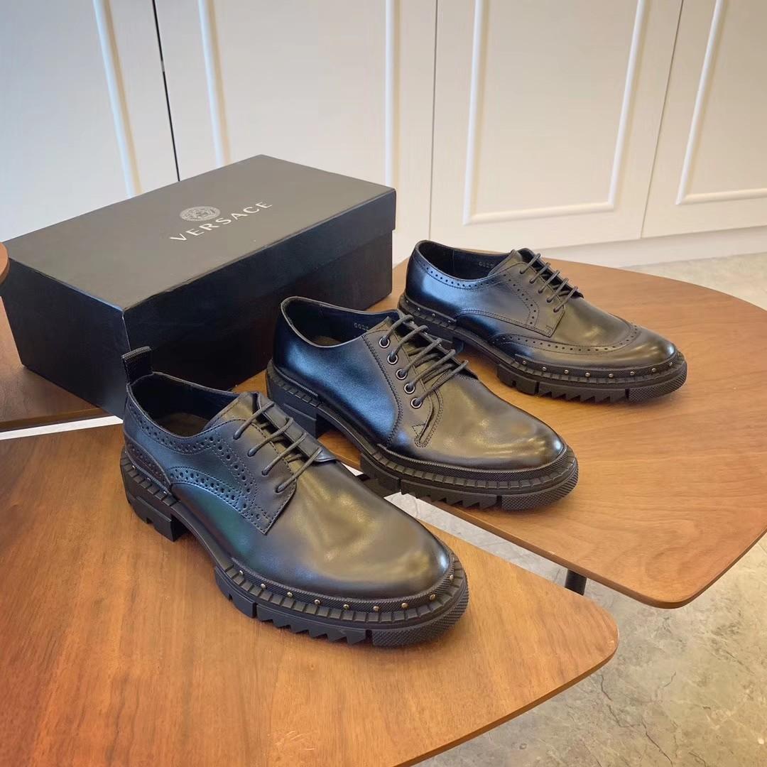 Versace Oxford Men s Fashion Footwear Dress shoes on Carousell