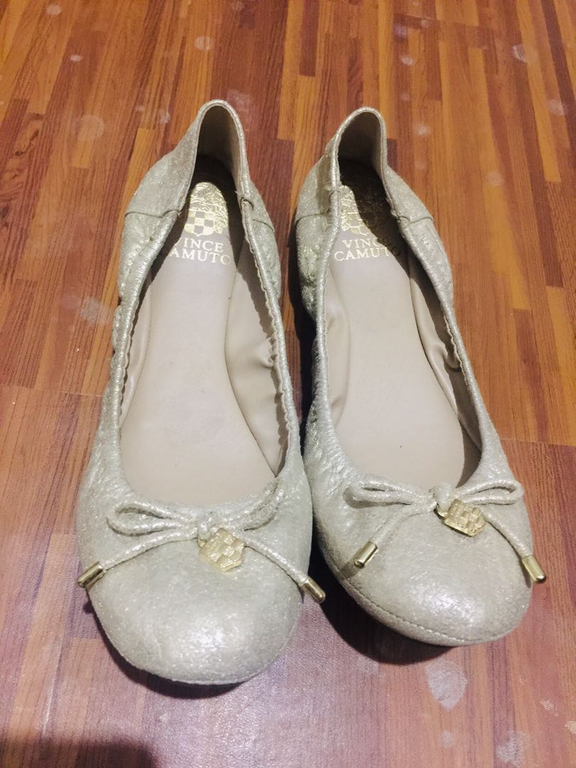 Vince Camuto Gold Doll Shoes, Women's Fashion, Footwear, Sneakers on