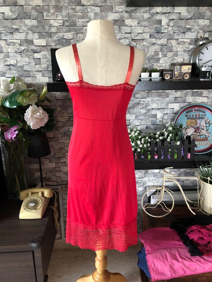 Vintage 1950s red lace and nylon dress slip, Women's Fashion, Tops