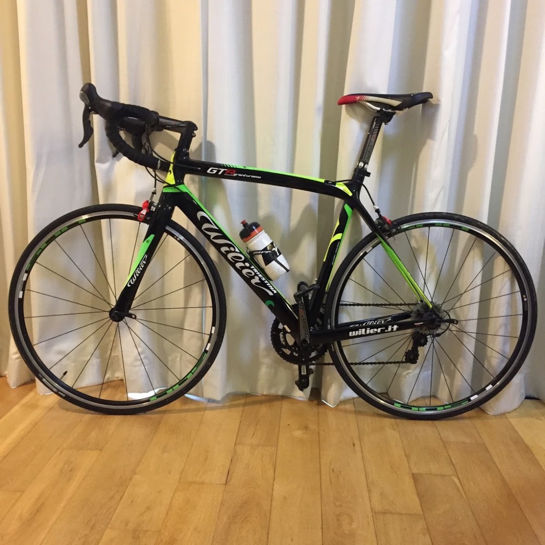 Wilier GTR granturismo 2014 Size L Sports Equipment Bicycles