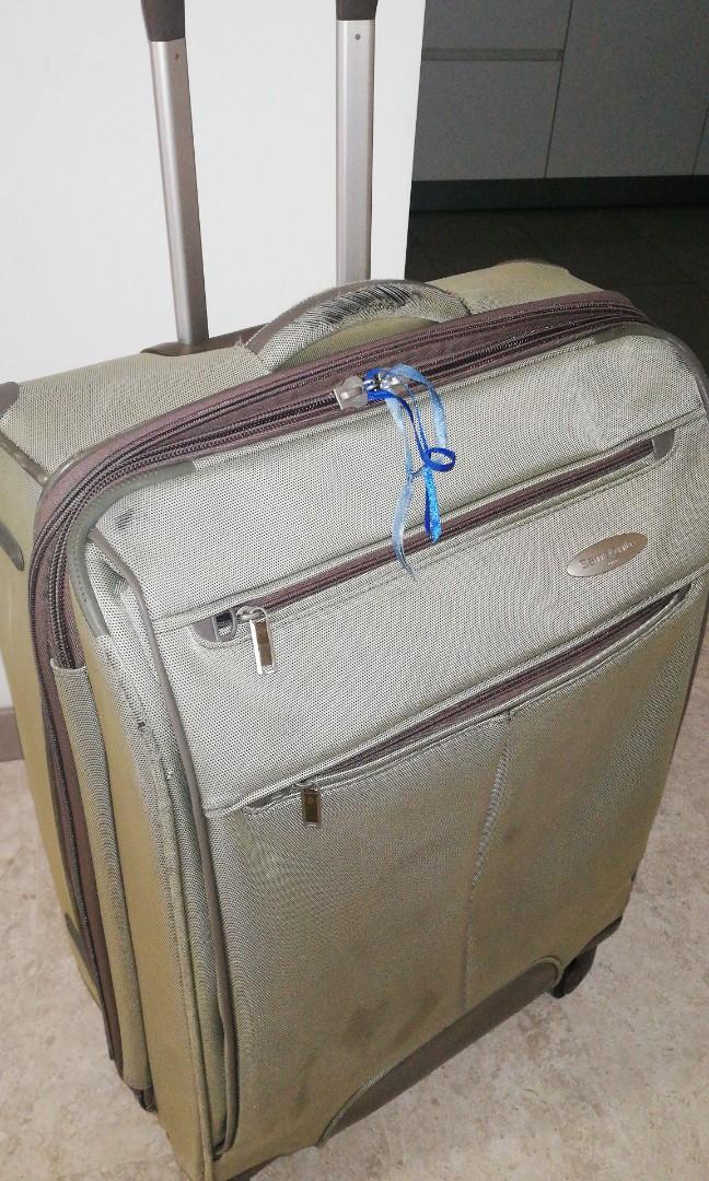 samsonite 4 wheels