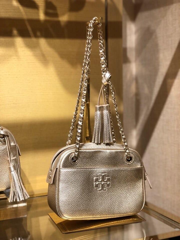 tory burch chain sling bag