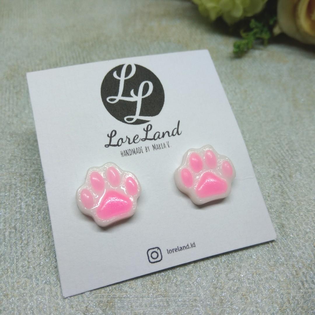 Anting Glow In The Dark Handmade Clay Paws Tapak Telapak Kaki