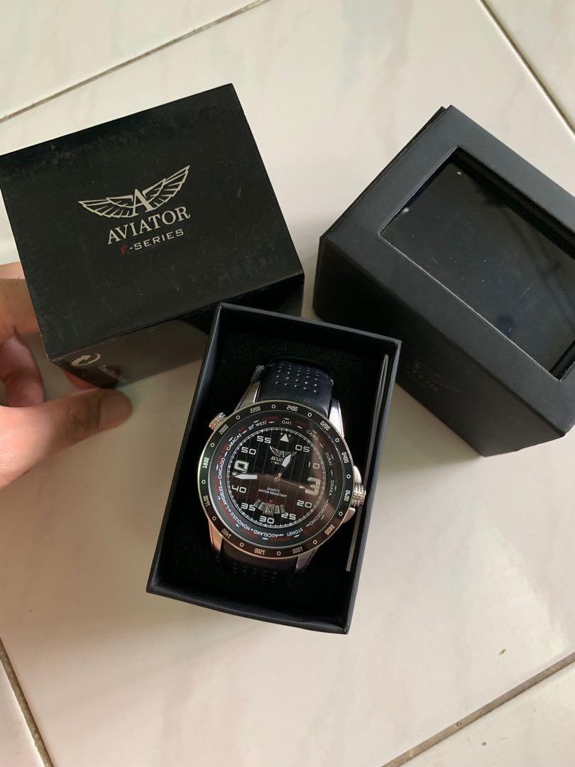 Aviator f shop series avw7770g84
