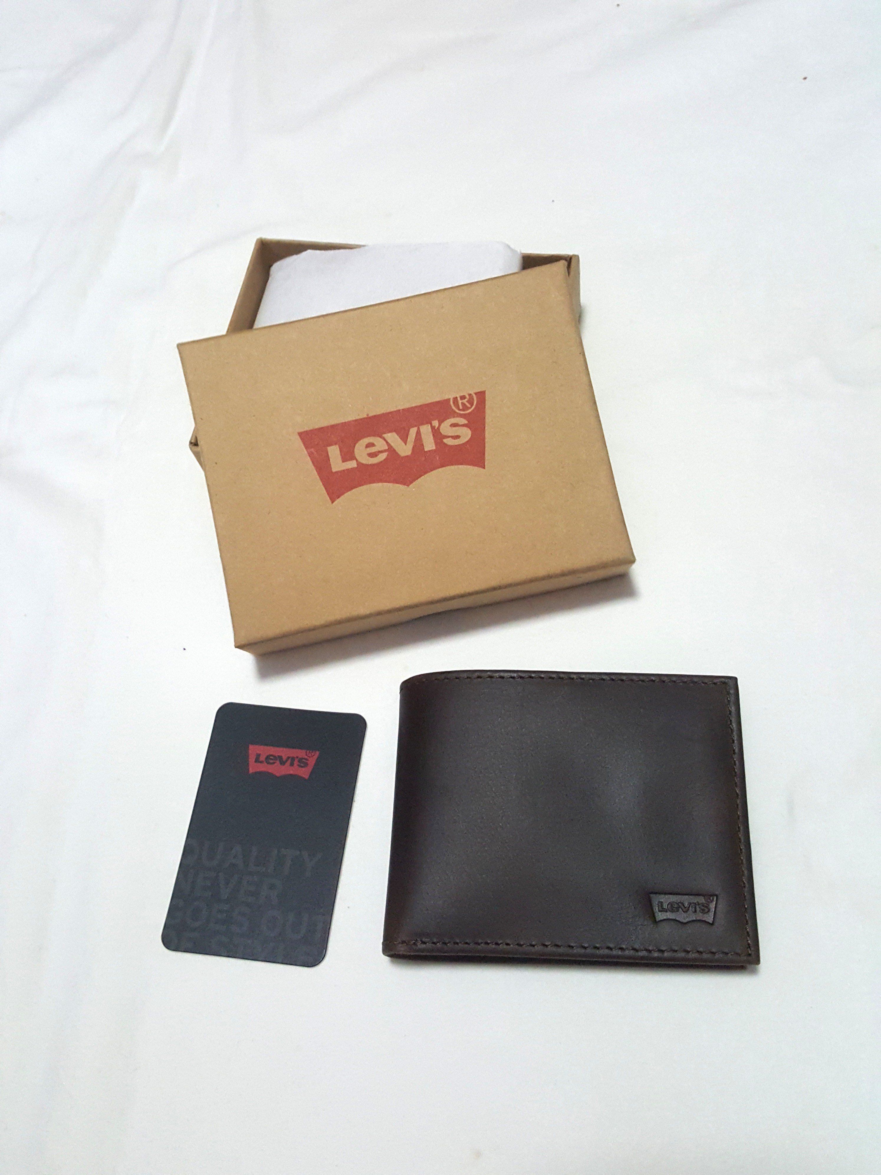 levi's trifold leather wallet