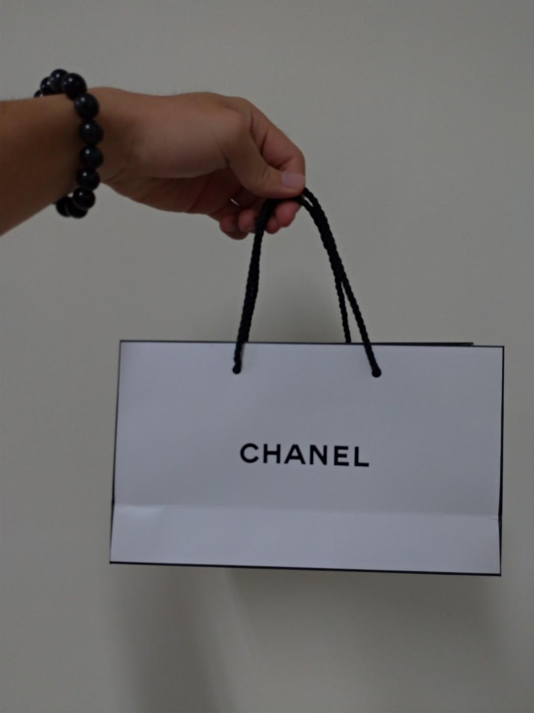 Chanel香奈兒紙袋, 名牌精品, 精品配件在旋轉拍賣
