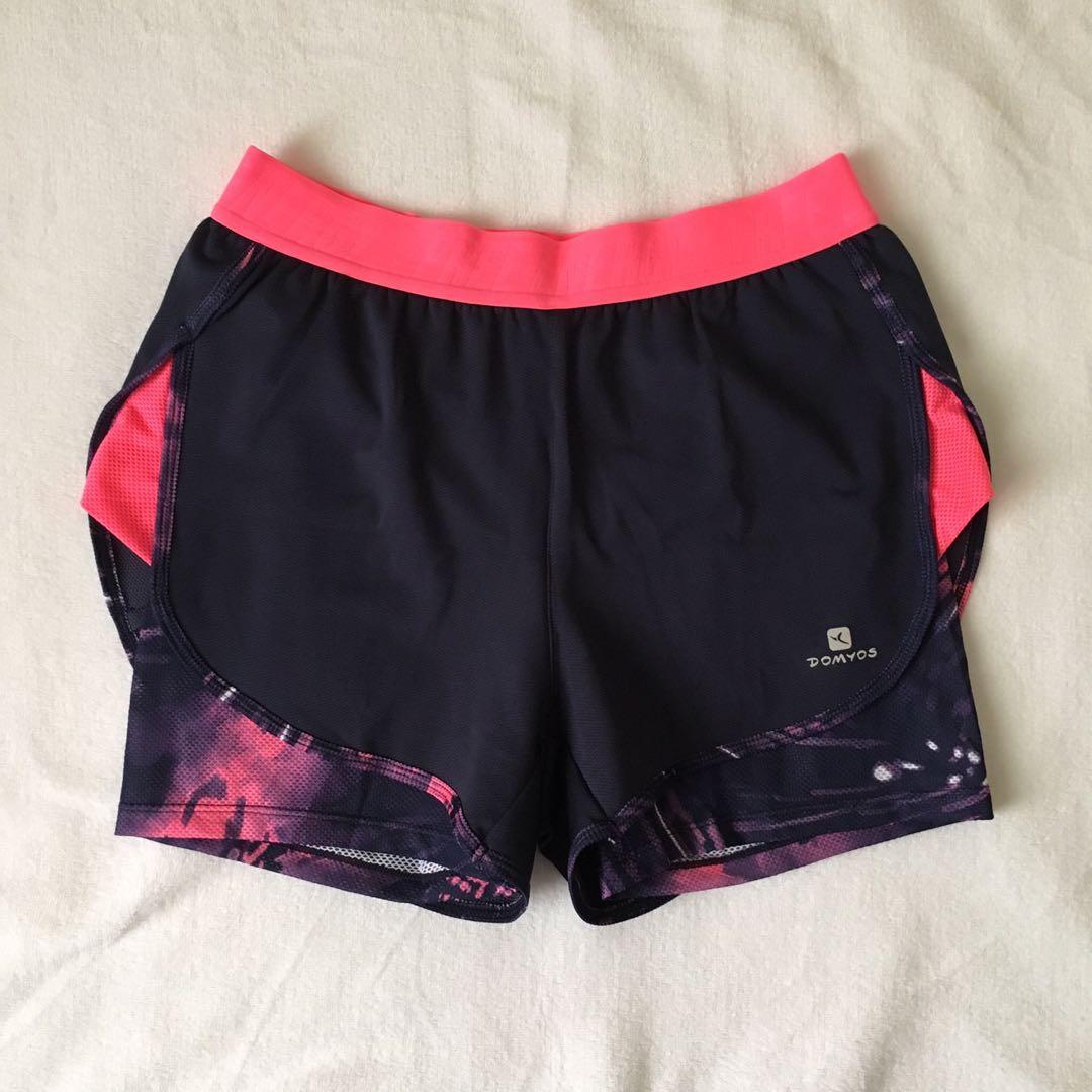 Domyos Shorts, Women's Fashion 