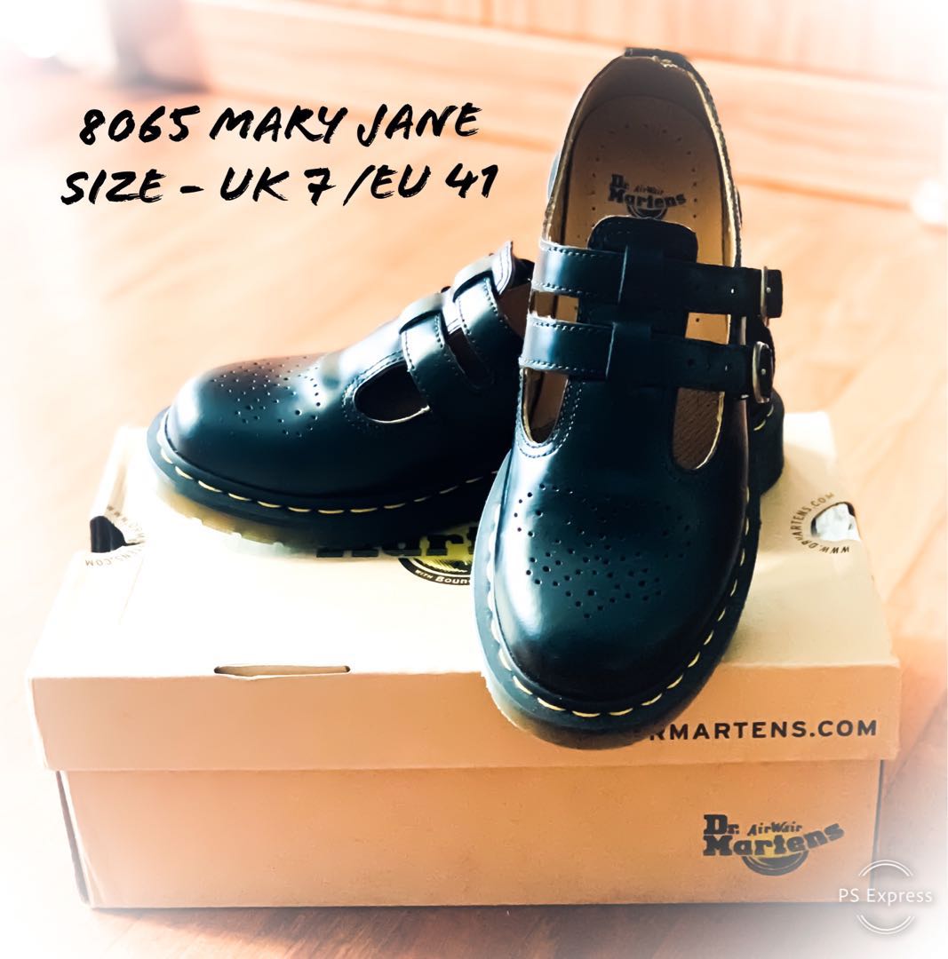 dr martens mary janes size 7