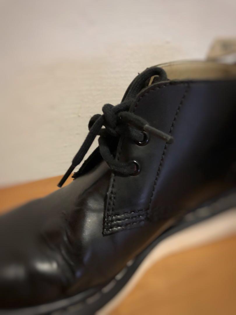 Dr. Martens Manton 2 Eye Desert Boot Black White