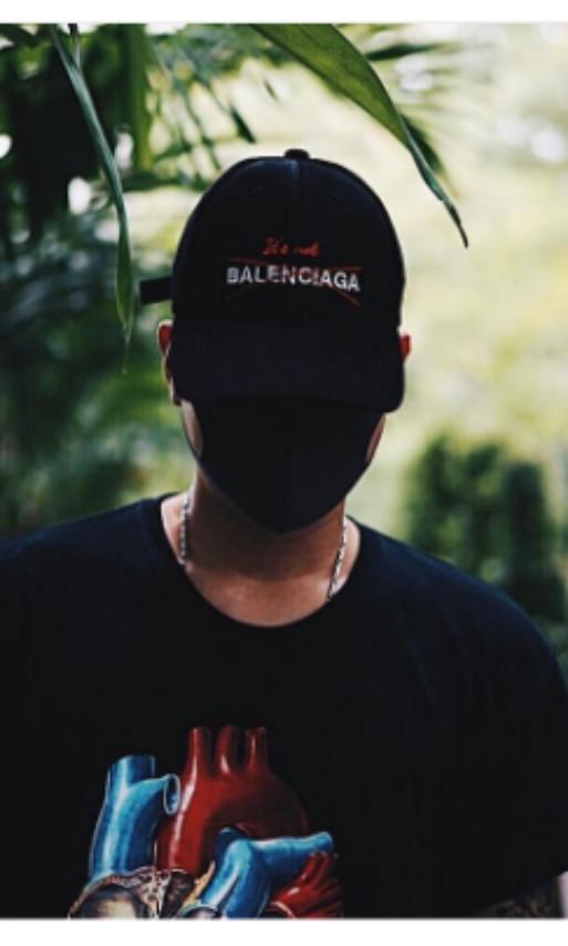 Not clearance balenciaga cap