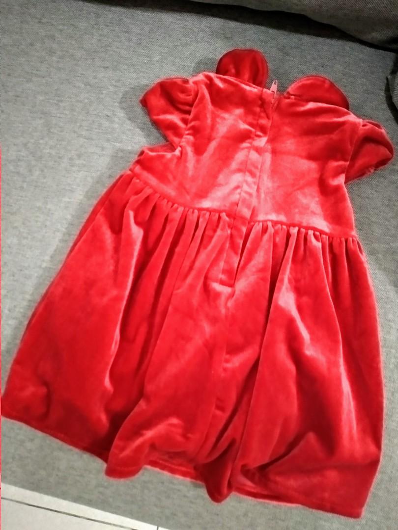 H&M Dress (Category: Babies & Kids Fashion) located in Quezon City. Submitted by wasp_guy (Listing ID 217631978, Image 3). Description: H&M DRESS excellent cloth quality Used only for an hour Worth your money 😊.