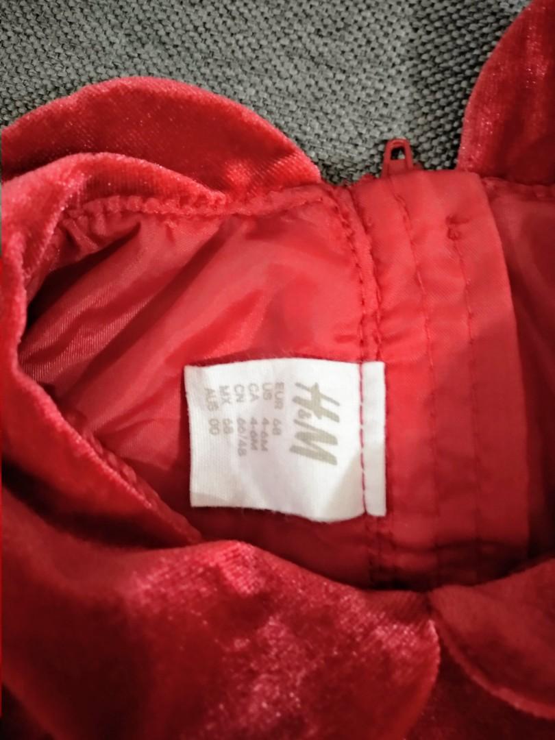 H&M Dress (Category: Babies & Kids Fashion) located in Quezon City. Submitted by wasp_guy (Listing ID 217631978, Image 2). Description: H&M DRESS excellent cloth quality Used only for an hour Worth your money 😊.