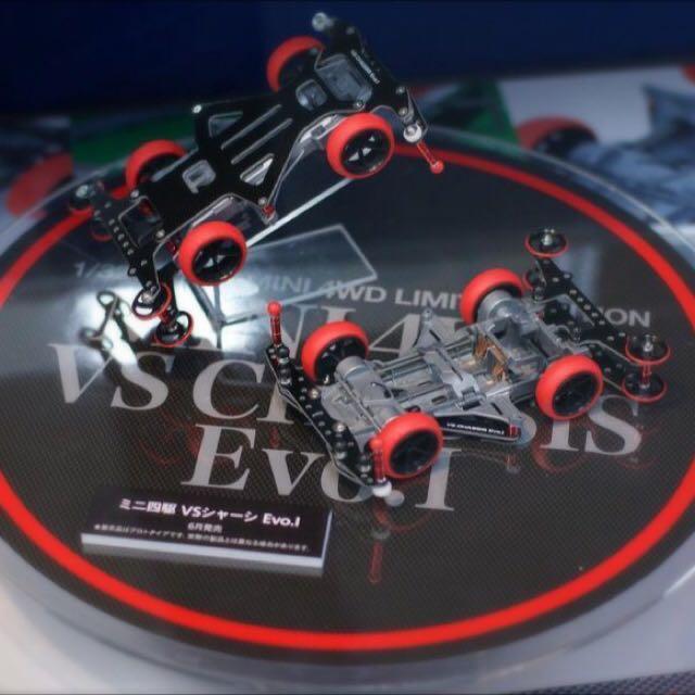 自動車 TAMIYA MINI 4WD VS CHASSIS Evo.I Tamiya Mini 4WDShooting Star on VS chassis with Carbon Fiber