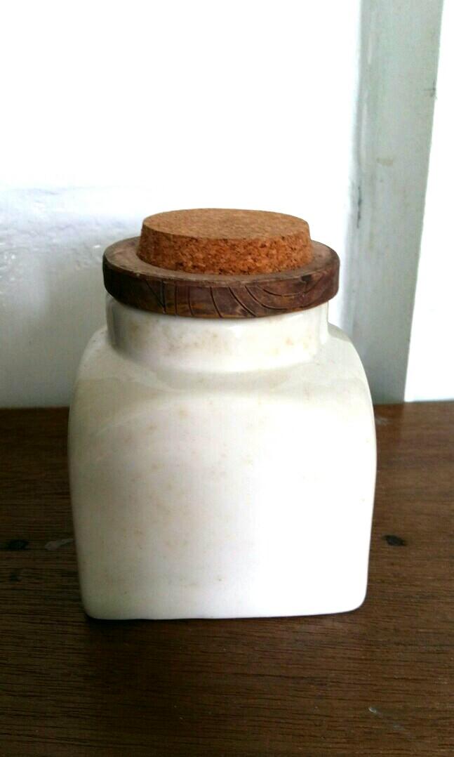 Mini coffee jar (Category: Coffee Machines & Makers) located in Quezon City. Submitted by iammaangel (Listing ID 217678674, Image 2). Description: Never been used coffee jar. Needs a little bit of cleaning to make it shiny again..