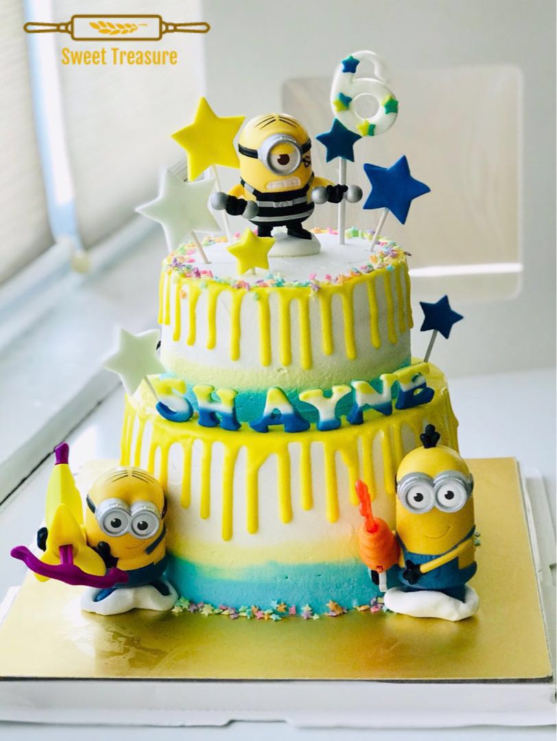 Minion 2 Tiers Cake Food Drinks Baked Goods On Carousell