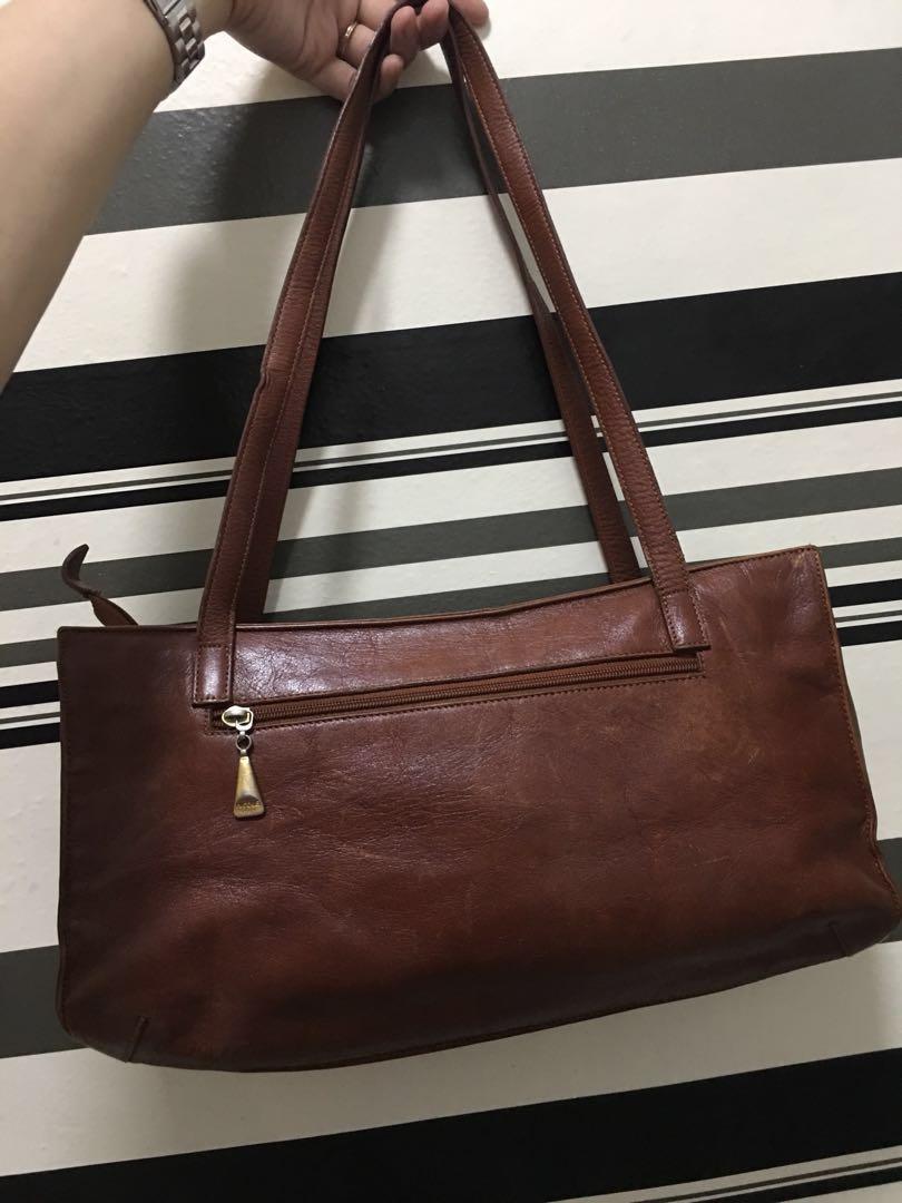 Nicole Christian on Carousell