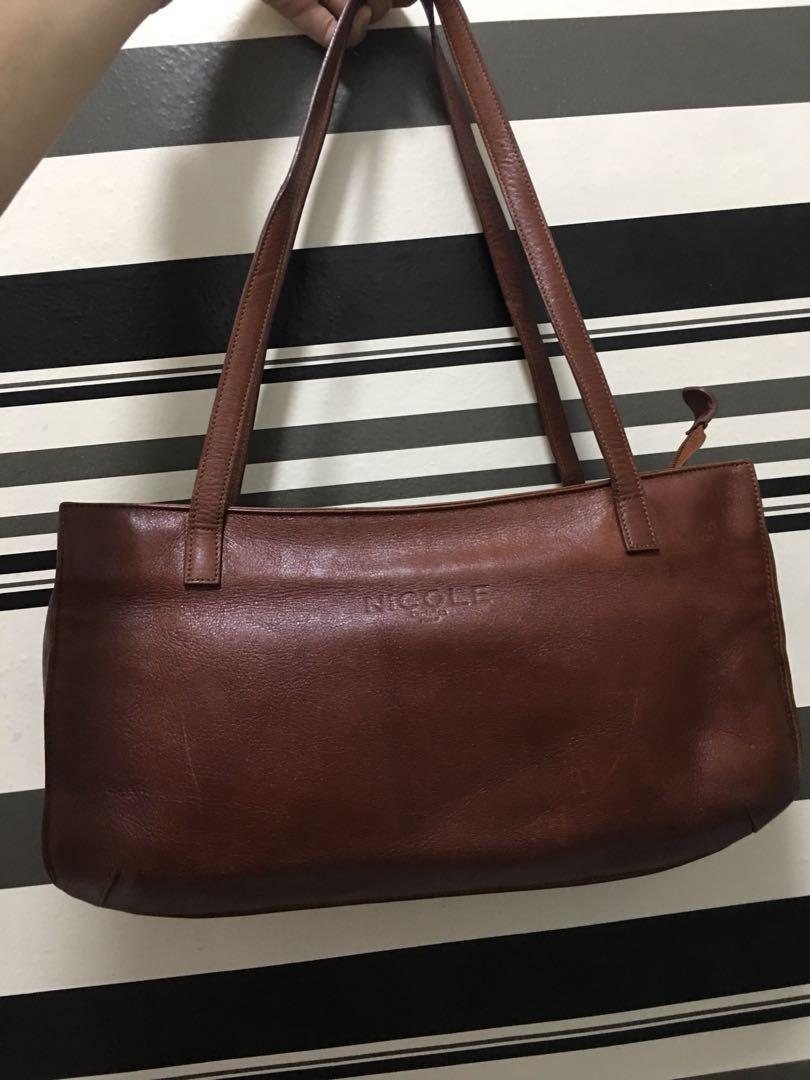 Nicole Christian on Carousell