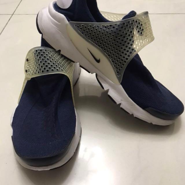 nike shock dart
