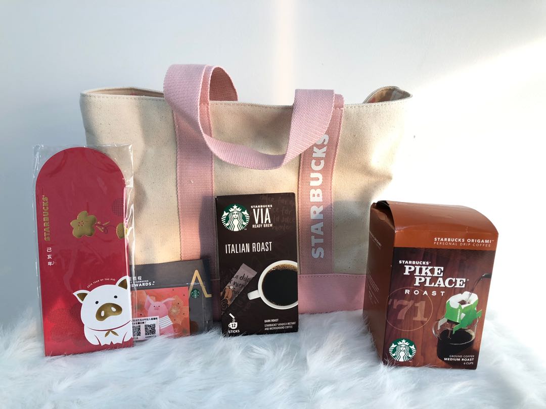 Starbucks gift set, Everything Else, Others on Carousell