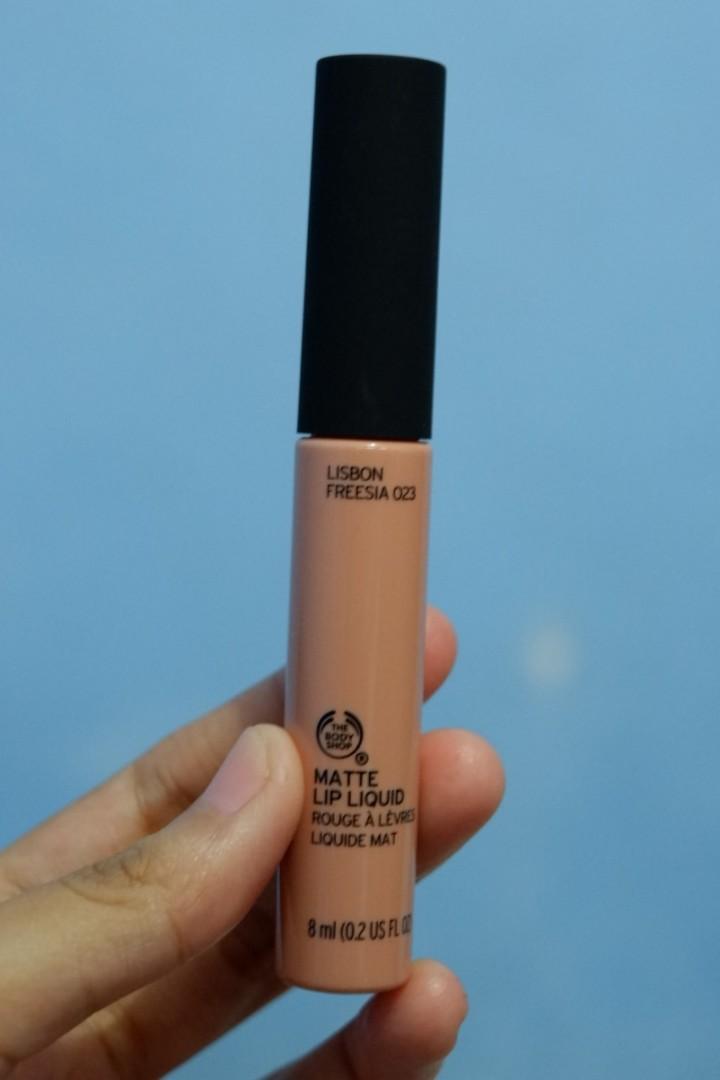 The Body Shop Matte Lip Liquid Lisbon Freesia 023 Kesehatan Kecantikan Rias Wajah Di Carousell