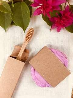 Bath Package (sikat gigi bambu + reusable cotton pads)