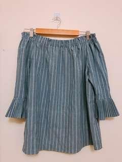 Off shoulder top (NEW)