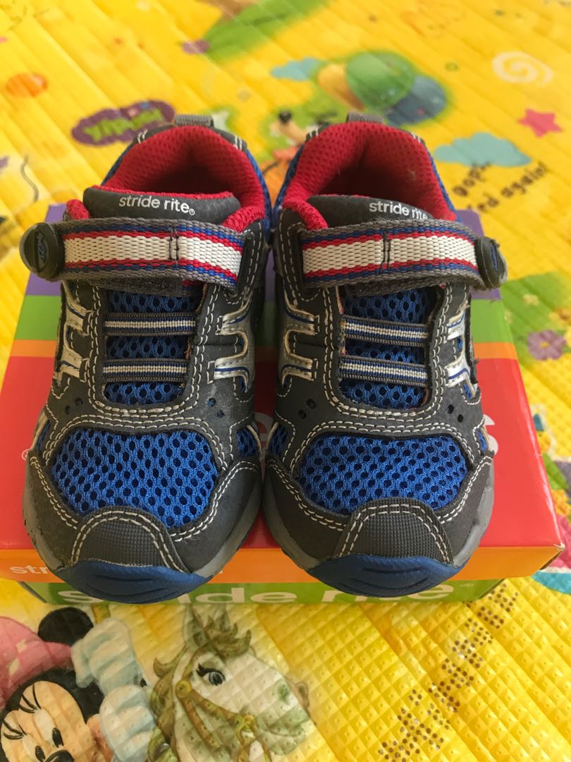 stride rite emoji shoes