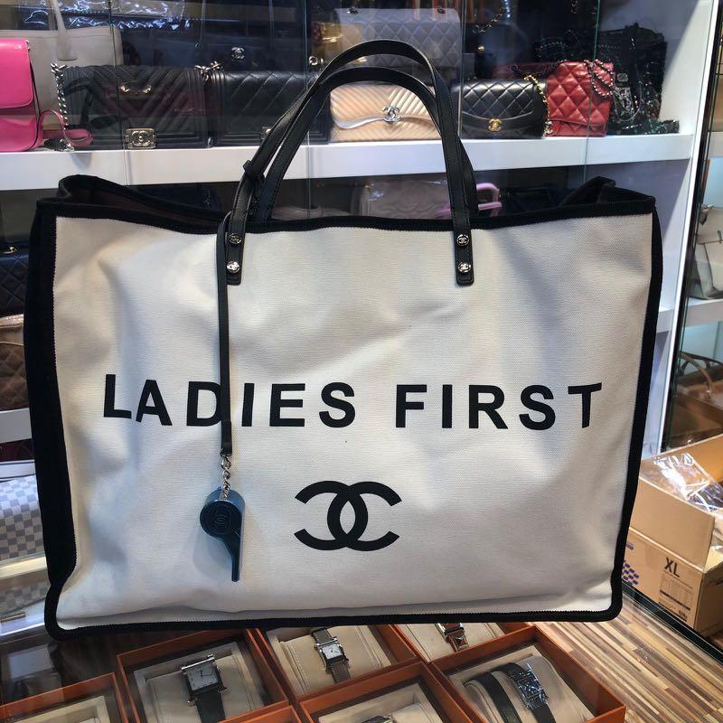 正品全新限量版Chanel Ladies First 白色帆布哨子Tote Bag, 名牌, 手袋