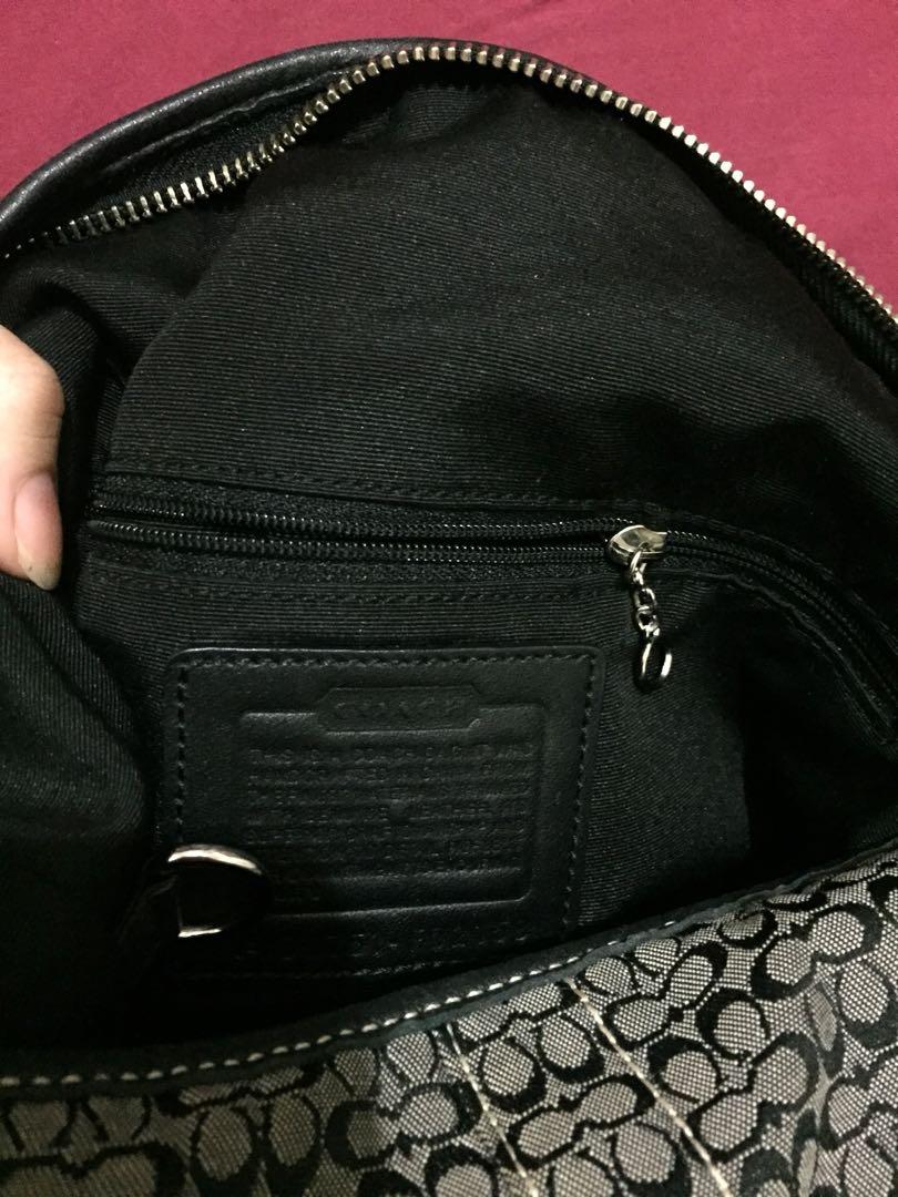 Authentic Coach Bag (Category: Cross-body Bags) located in Quezon City. Submitted by kellysht (Listing ID 217871130, Image 2). Description: Super pretty in Actual ❤️ Almost New ❤️.