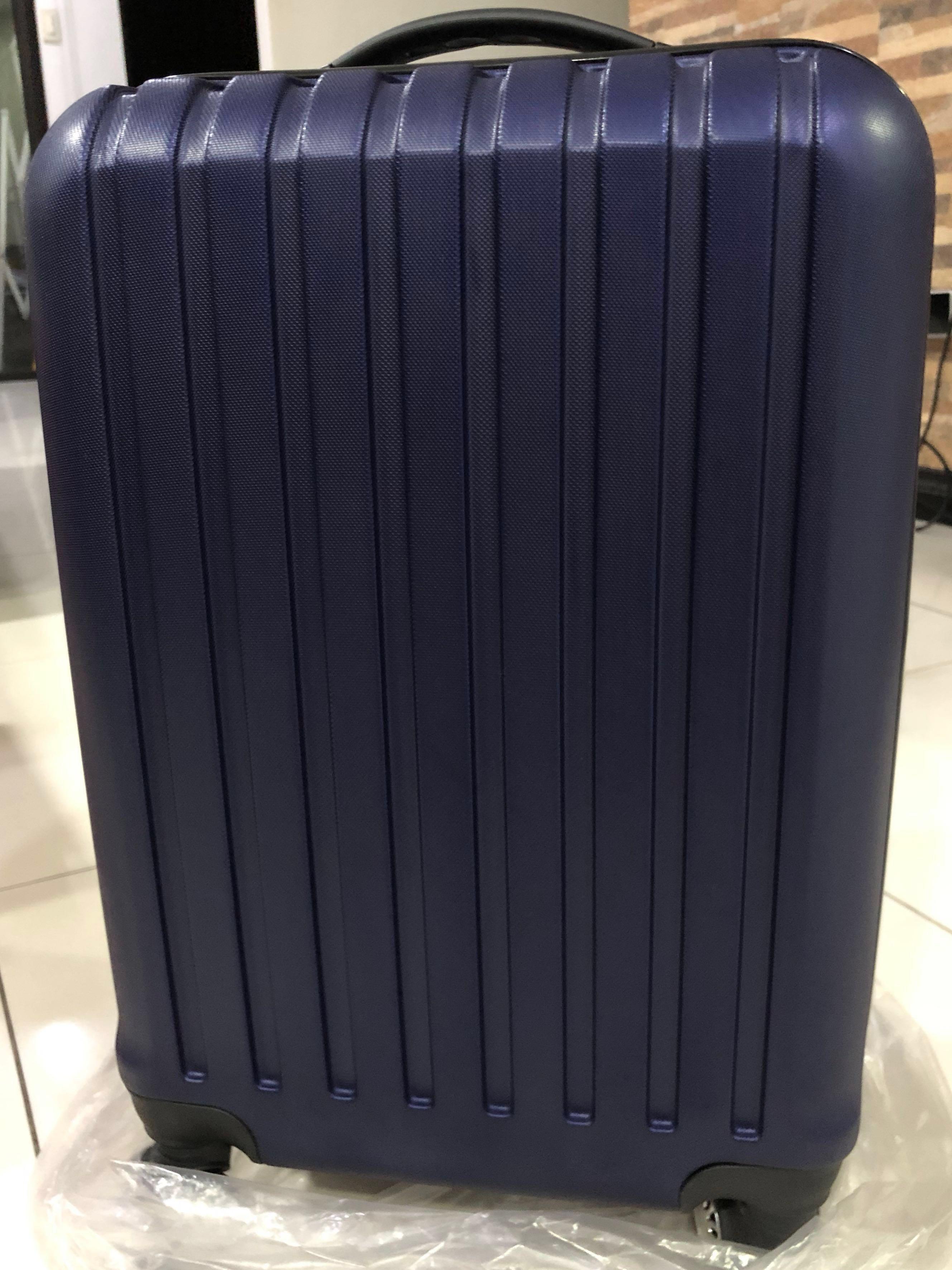 carry on luggage size