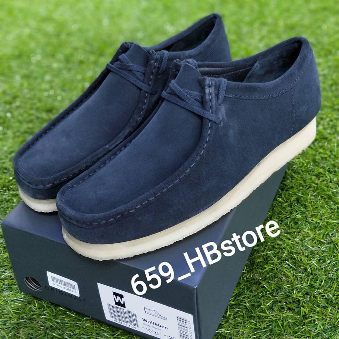 navy blue wallabee clarks