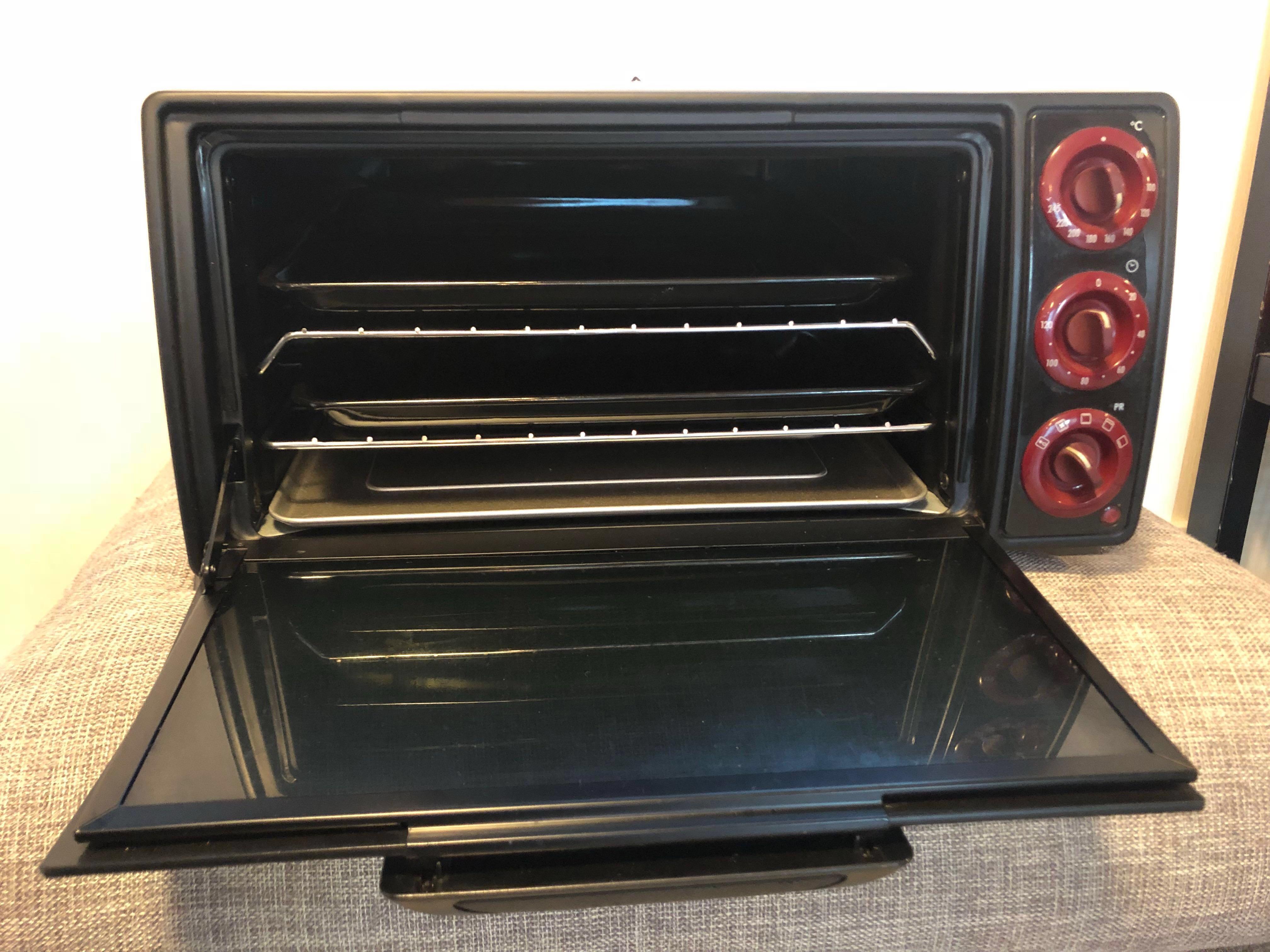 DeLonghi 焗爐EO1490W, 家庭電器, 廚房電器, 焗爐及多士爐- Carousell