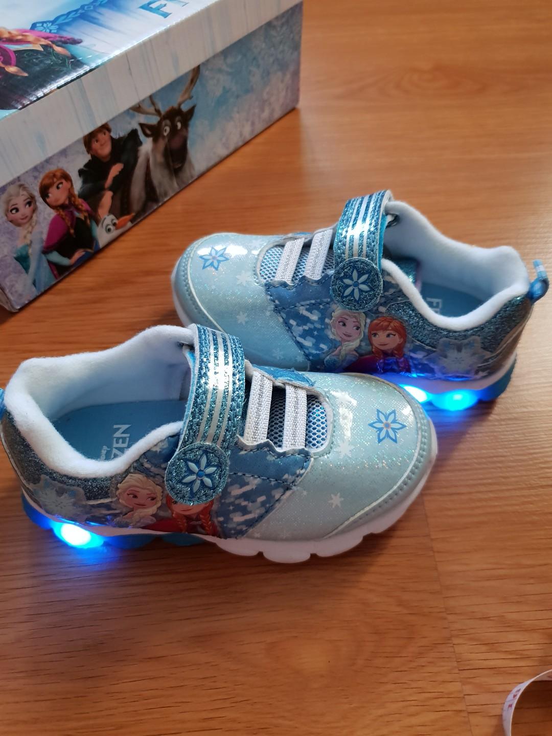 elsa and anna light up shoes