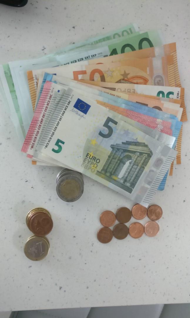 Euro Dollar Exchange Back To Sgd Currency Exchange Vintage Collectibles Currency On Carousell