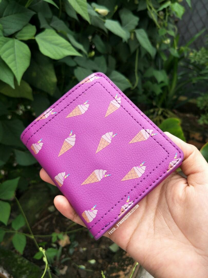 Fossil Women's Logan RFID Bifold Wallet